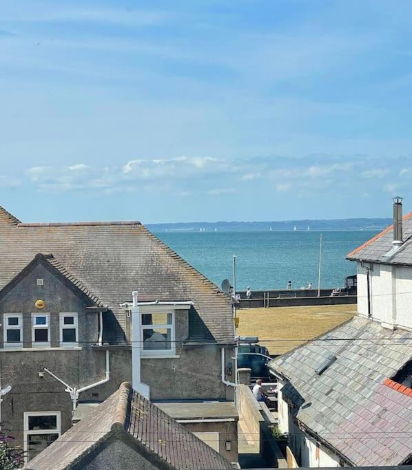 Apartamento Lovely Big 3 Bedroom Maisonette Close To The *